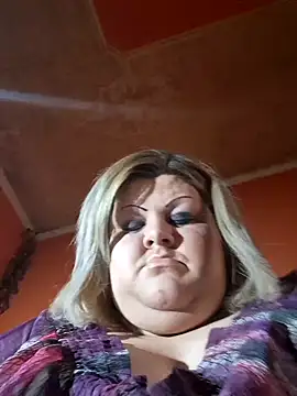 ducicsajsziii online show from March 13, 2026, 3:07 pm