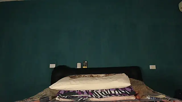 Snapshot of Karendolly__8 chatting on July 1, 2026, 8:30 pm Karendolly 8 online show from July 1, 2026, 8:30 pm
