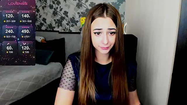 Snapshot of weakness4u chatting on December 10, 2024, 6:44 am weakness4u online show from December 10, 2024, 6:44 am