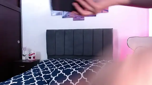 Snapshot of Daniela-hot chatting on January 12, 2026, 4:23 pm Daniela-hot online show from January 12, 2026, 4:23 pm