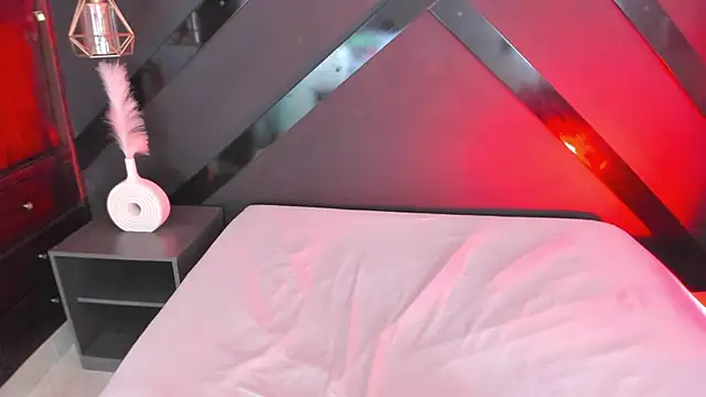 dark gotica online show from January 10, 2025, 12:49 am