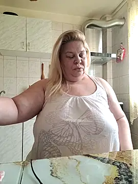 AriannaMilf online show from November 15, 2025, 10:12 am