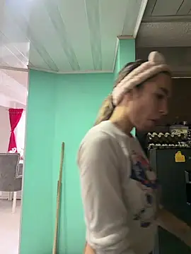 Niky 777 online show from March 18, 2026, 4:10 pm