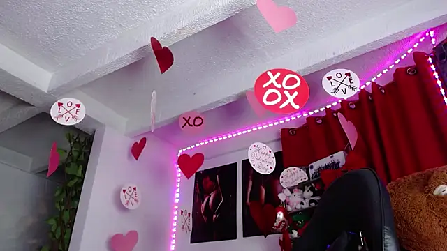 Niky 777 online show from April 12, 2026, 3:22 am