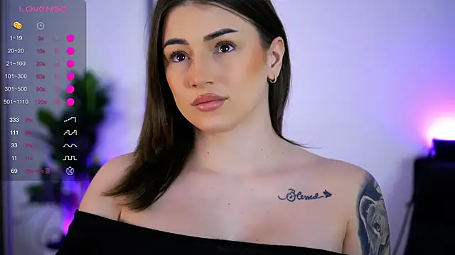 AishaCarter online show from February 5, 2026, 6:45 pm