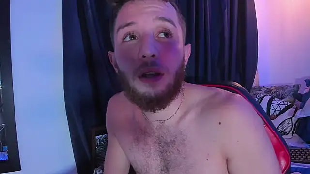 Juan Castano online show from December 11, 2024, 7:46 pm