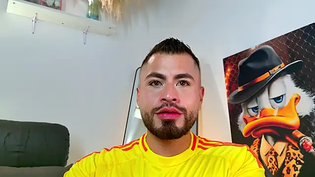 Juan Castano online show from March 26, 2026, 11:21 pm