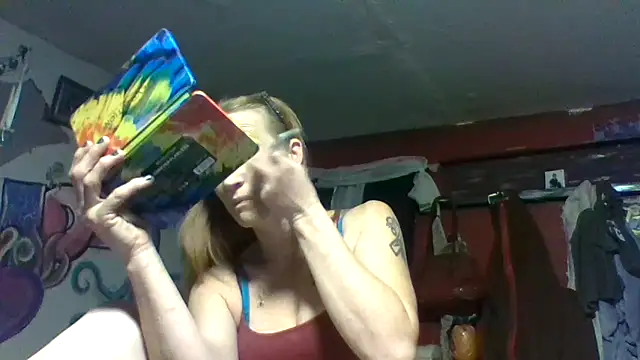 Snapshot of 4EyedSluttyGinger chatting on December 23, 2024, 4:39 pm 4EyedSluttyGinger online show from December 23, 2024, 4:39 pm