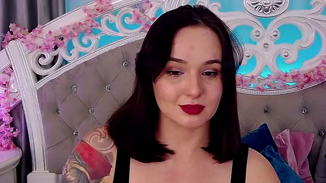 MeIisaLove online show from February 26, 2026, 7:24 pm