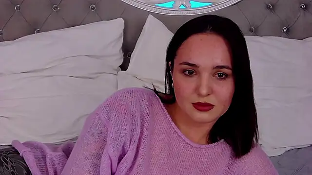 Snapshot of MeIisaLove chatting on April 16, 2026, 2:18 pm MeIisaLove online show from April 16, 2026, 2:18 pm