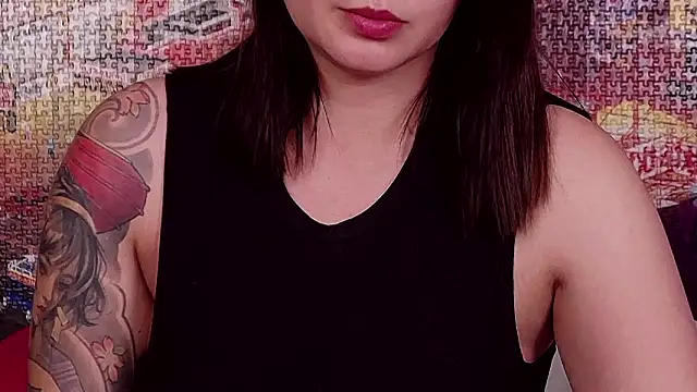 Snapshot of MeIisaLove chatting on May 31, 2026, 7:59 pm MeIisaLove online show from May 31, 2026, 7:59 pm