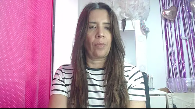 Victoria meester online show from February 19, 2025, 9:58 pm