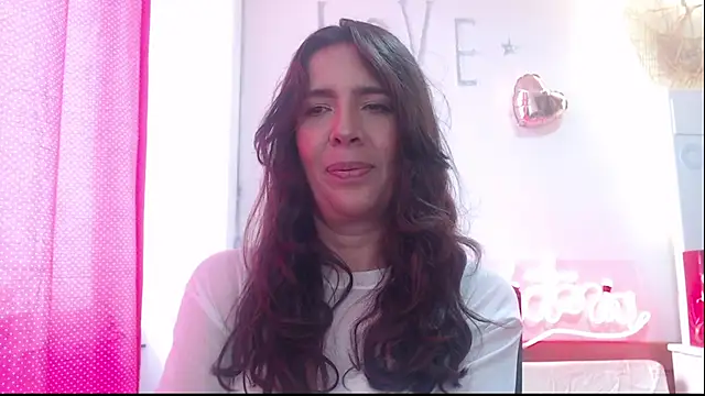 Victoria meester online show from March 8, 2025, 4:39 pm