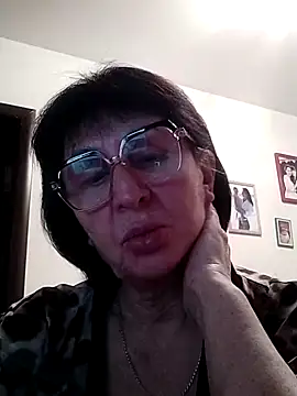 AlbinaXPretty online show from December 14, 2024, 7:14 pm