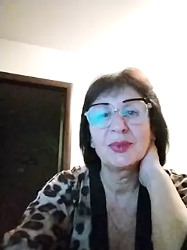 AlbinaXPretty online show from October 18, 2025, 8:53 pm