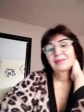 AlbinaXPretty online show from November 14, 2025, 8:13 am