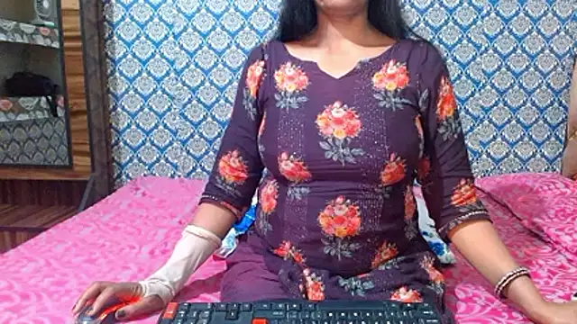 nikitahot3 online show from December 14, 2025, 3:39 pm