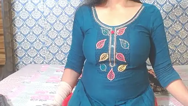 nikitahot3 online show from March 3, 2026, 1:12 am