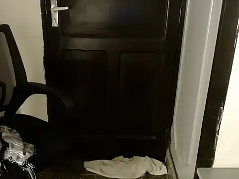 savage laura online show from December 21, 2025, 7:54 pm