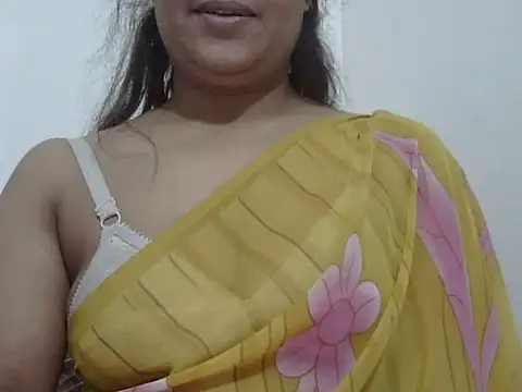 shekira99 online show from December 4, 2025, 8:50 pm