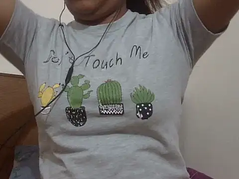 shekira99 online show from February 24, 2026, 2:26 pm