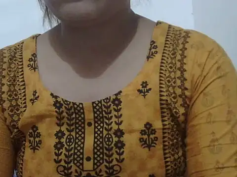 shekira99 online show from February 27, 2026, 3:12 pm