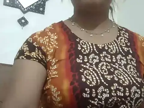 shekira99 online show from April 20, 2026, 1:58 pm