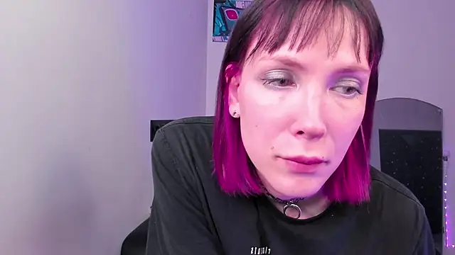 Snapshot of dollmore chatting on February 22, 2026, 8:07 pm dollmore online show from February 22, 2026, 8:07 pm