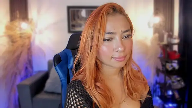 Snapshot of valerycolins chatting on February 3, 2025, 9:41 am valerycolins online show from February 3, 2025, 9:41 am