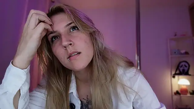 Dakotaa  online show from May 9, 2026, 1:44 am