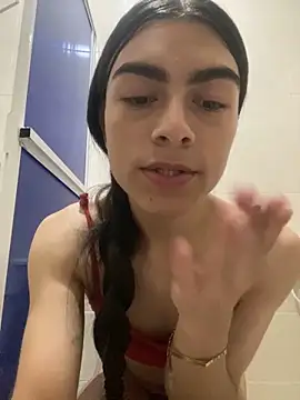 valendoll online show from January 23, 2025, 1:51 am