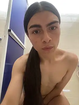 valendoll online show from January 29, 2025, 4:30 pm