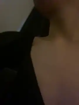 valendoll online show from November 7, 2025, 10:43 pm