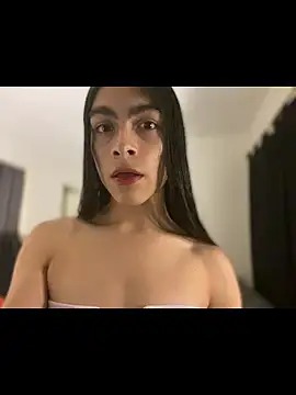 valendoll online show from November 11, 2025, 12:54 am