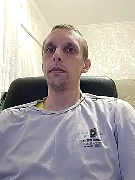 Yrikos1 online show from October 28, 2025, 9:39 pm