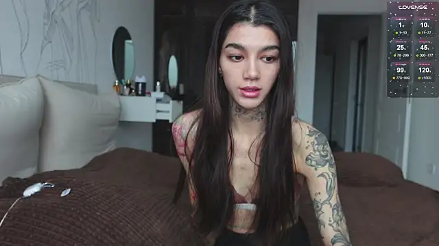 vinkitinkii online show from October 27, 2025, 7:01 am