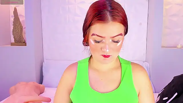 Snapshot of MelanieKlaus chatting on November 26, 2025, 11:33 am MelanieKlaus online show from November 26, 2025, 11:33 am