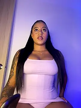 Snapshot of charlotteeruss chatting on September 10, 2025, 6:24 am charlotteeruss online show from September 10, 2025, 6:24 am