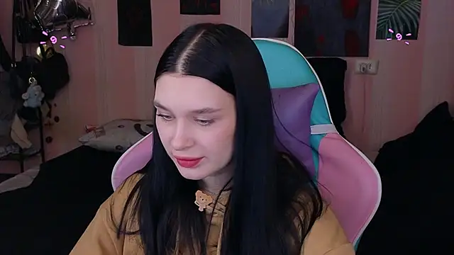 Snapshot of Amanda_Tender chatting on February 5, 2025, 9:18 pm Amanda Tender online show from February 5, 2025, 9:18 pm