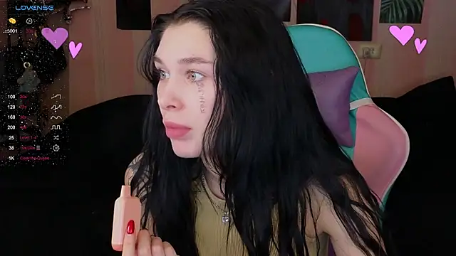 Snapshot of Amanda_Tender chatting on February 12, 2025, 9:22 pm Amanda Tender online show from February 12, 2025, 9:22 pm