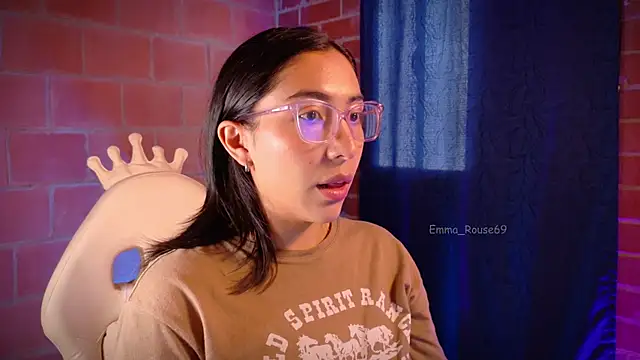 emma rouse69 online show from October 16, 2025, 2:40 pm