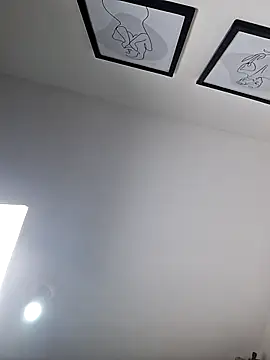 Snapshot of hornycreamybabe chatting on November 25, 2025, 6:46 am hornycreamybabe online show from November 25, 2025, 6:46 am