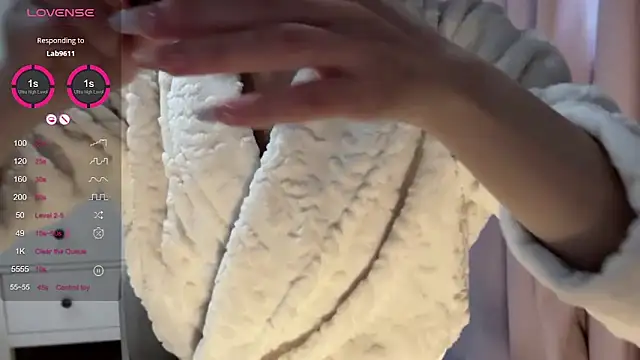 A-xena online show from February 6, 2025, 2:22 am