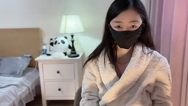 A-xena online show from February 8, 2025, 2:36 am