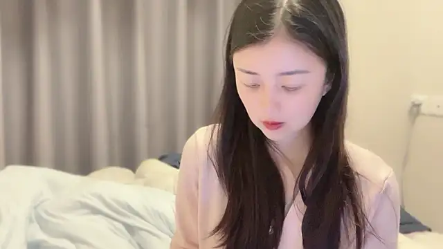 A-xena online show from March 14, 2025, 1:35 pm