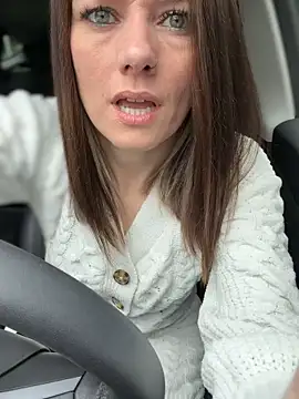 LadyLena1 online show from November 22, 2025, 7:13 pm