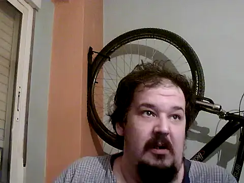 Snapshot of porkorossy chatting on January 21, 2025, 5:30 pm porkorossy online show from January 21, 2025, 5:30 pm