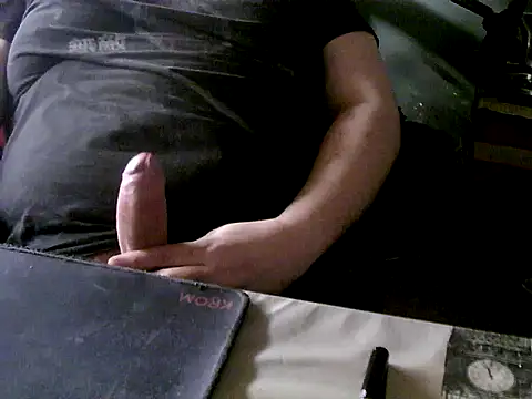 Snapshot of porkorossy chatting on March 14, 2025, 2:19 pm porkorossy online show from March 14, 2025, 2:19 pm