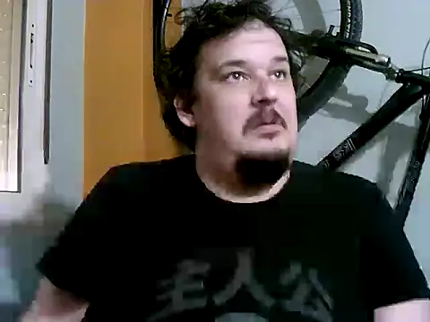 Snapshot of porkorossy chatting on March 14, 2025, 5:24 pm porkorossy online show from March 14, 2025, 5:24 pm