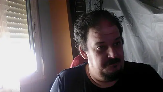 Snapshot of porkorossy chatting on October 4, 2025, 8:12 am porkorossy online show from October 4, 2025, 8:12 am